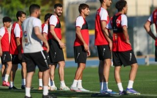 46 مليون عراقي يترقبون “فرحة عالمية”.. رسالة أرنولد لـ”أسود الرافدين”