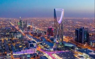 إصابة 4 مقيمين نتيجة سقوط شظايا اعتراض صاروخ باليستي على الرياض