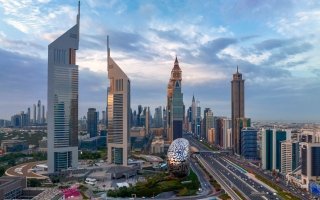 المستثمرون وأصحاب الأعمال في دبي يعززون استثماراتهم
