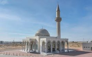 بِسعة 9 آلاف مصل.. “إسلامية الشارقة” تنجز خطتها بافتتاح 17 مسجداً جديداً