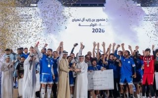 تتويج أبطال كرة القدم والطائرة والكريكيت والبادل في بطولة منصور بن زايد