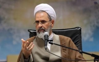 تعيين رجل الدين علي رضا أعرافي عضوا في مجلس القيادة الإيراني