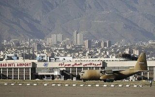 دمّرنا طائرة كان يستخدمها علي خامنئي في مطار مهر آباد