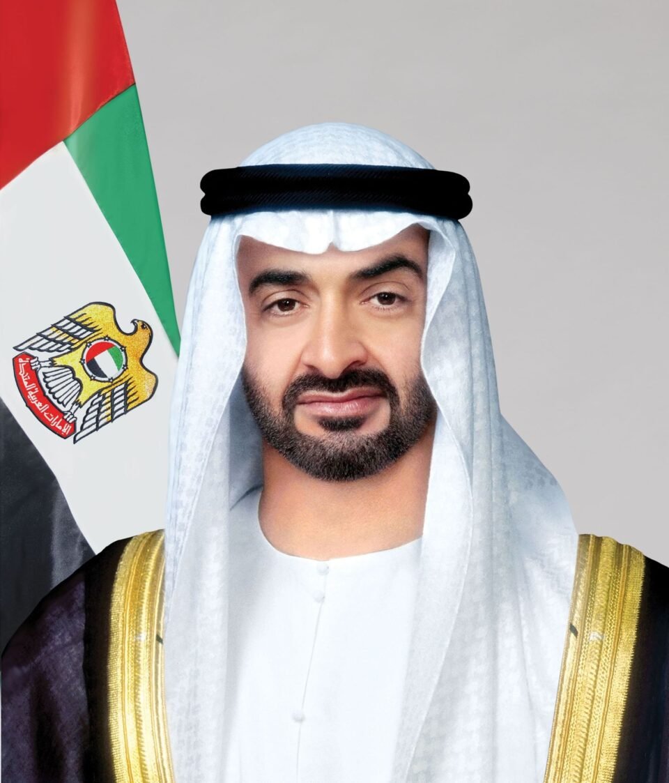 رئيس الدولة يتبادل هاتفياً التهاني بعيد الفطر مع أمير قطر وملك الأردن ورئيس لبنان ويبحث معهم تطورات الأوضاع في المنطقة