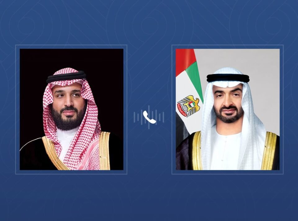 رئيس الدولة يتلقى اتصالاً هاتفياً من ولي عهد السعودية بحثا خلاله التطورات التي تشهدها المنطقة وتداعياتها على أمنها واستقرارها