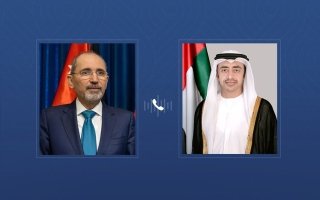 عبدالله بن زايد يتلقى تعازي نائب رئيس الوزراء وزير الخارجية الأردني في استشهاد اثنين من منتسبي القوات المسلحة