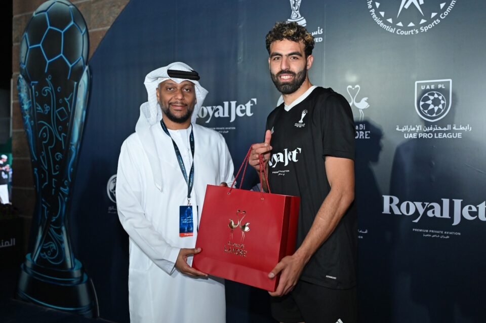 فريقا "قطاع المشاريع" و"مكتب التدقيق" إلى ربع نهائي كأس منصور بن زايد لكرة القدم