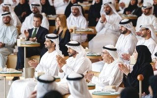 مجلس محمد بن زايد يستعرض حكمة الشيخ زايد في صناعة القرار وترسيخ الاستقرار