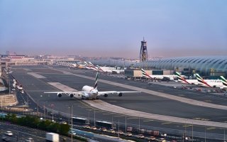 مطارات دبي تواصل تشغيل المزيد من الرحلات