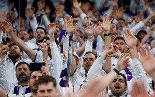 “ويفا” يُعاقب ريال مدريد بسبب أحد مشجعيه