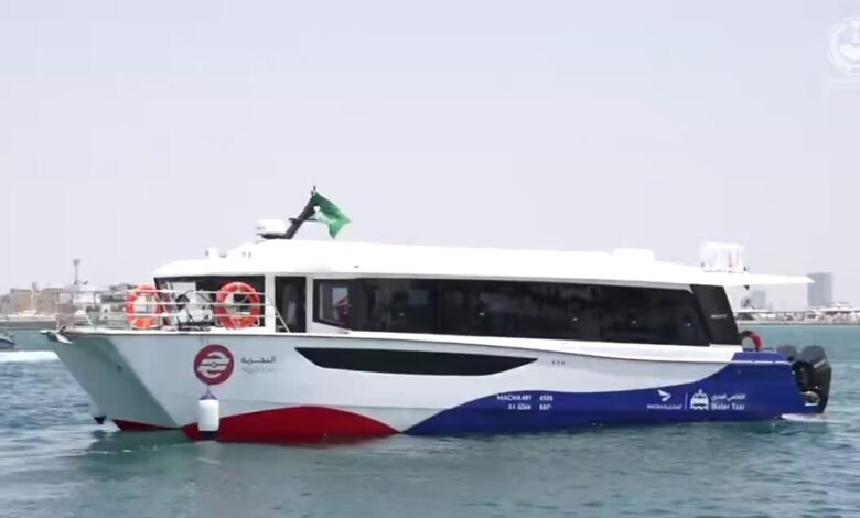 إطلاق خدمة التاكسي البحري الفاخر في «جدة» لدعم التنقل والسياحة