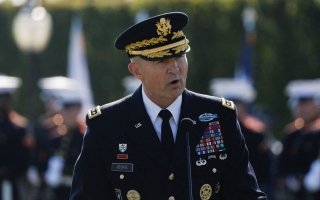 “البنتاجون” يعلن استقالة رئيس أركان الجيش الأمريكي من منصبه