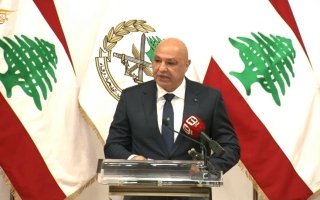 الرئيس اللبناني يقول إن المفاوضات المباشرة مع اسرائيل “دقيقة ومفصلية”