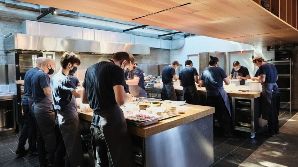 الوجه المظلم لعالم المطاعم الفاخرة.. لهذه الأسباب بات من الصعب تجاهله