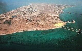 انفجارات جديدة في جزيرة خرج