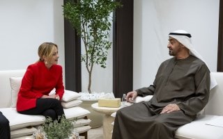 رئيس الدولة يلتقي رئيسة وزراء إيطاليا ويبحث معها علاقات التعاون والتطورات في المنطقة