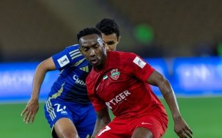 شباب الأهلي يواصل تدريباته في جدة بانتظار قرار الاتحاد الآسيوي