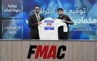 نادي الفجيرة للفنون القتالية يتعاقد مع بطل العالم في الجودو مخمادبيكوف