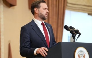 نتفاوض مع إيران.. وترامب يريد اتفاقاً شاملاً