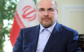 وفد إيران يصل إسلام أباد لإجراء مفاوضات مع الولايات المتحدة