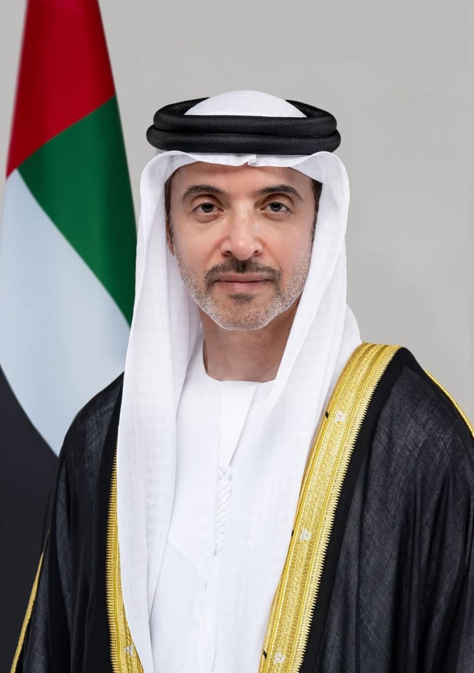 هزاع بن زايد يهنئ رئيس الدولة ونائبيه وحكّام الإمارات بمناسبة عيد الأضحى المبارك