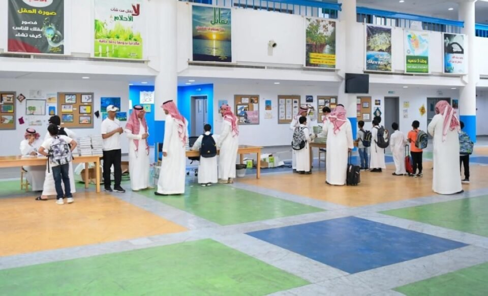 100 درجة تحسم تقييم مشاريع تخرج طلاب المرحلة الثانوية