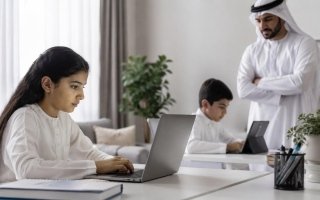 4 فئات يحق لها أداء الاختبارات عن بُعد وفق ضوابط