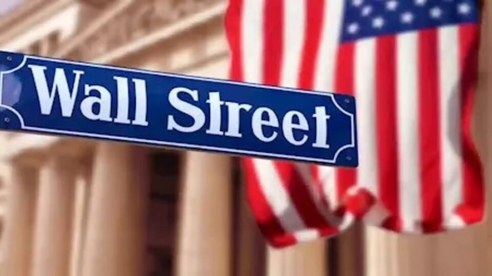 الأسهم الأمريكية تغلق تعاملات يوم الاثنين على ارتفاع