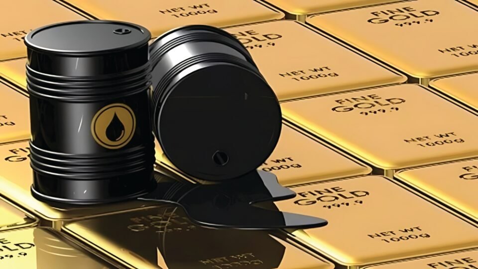 الذهب يهبط مع صعود الدولار وتزايد رهانات الفائدة.. والفضة تتراجع 4%