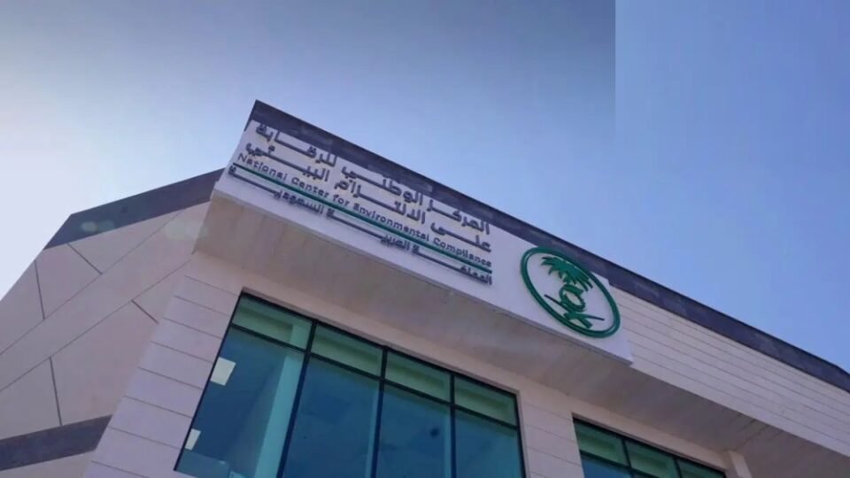 برخص "العمل الحر".. 99 مواطنًا يبدؤون تقديم الاستشارات البيئية