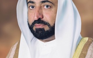 حاكم الشارقة يعتمد توظيف 717 مواطناً ومواطنة في حكومة الإمارة