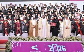 حمد الشرقي يشهد تخريج 302 طالب وطالبة من جامعة الفجيرة