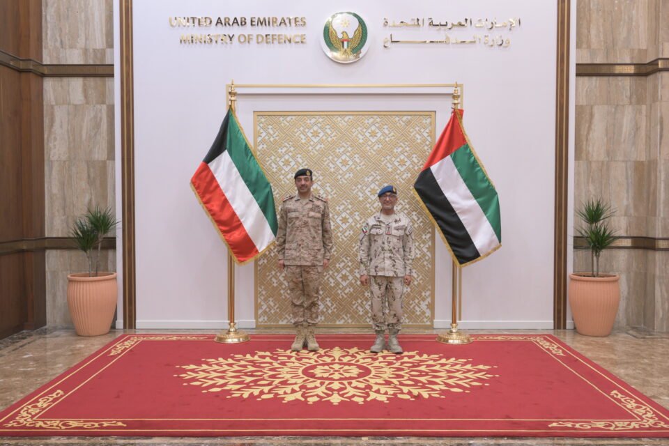 رئيسُ أركان القوات المسلحة يستقبل نظيره الكويتي