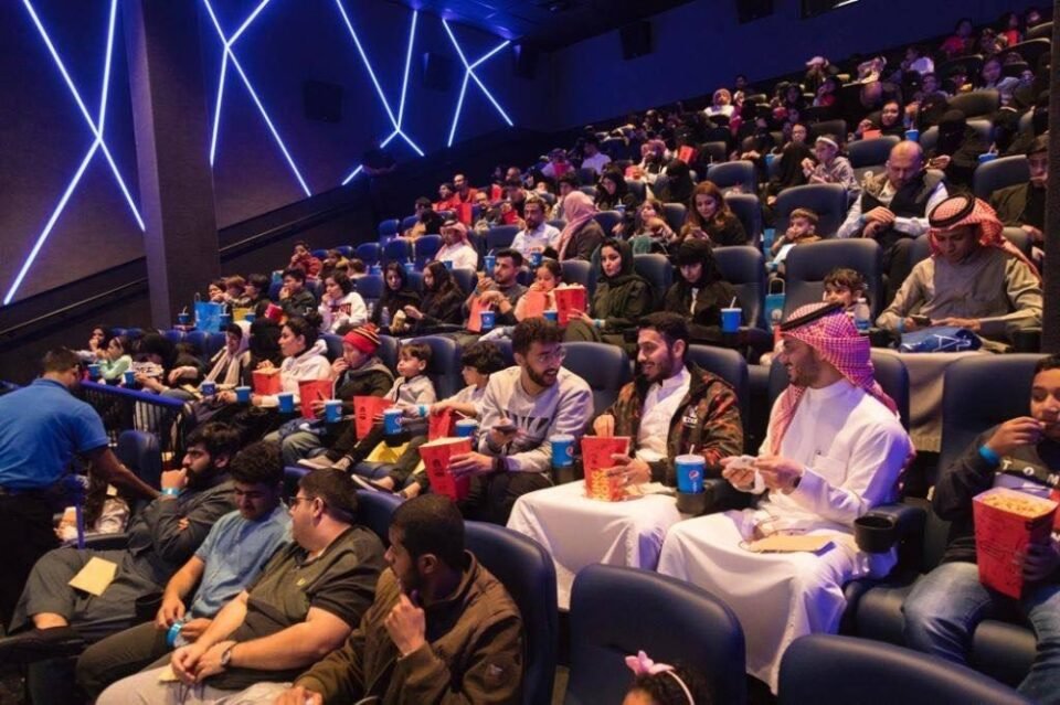 رمانسي ورعب وإثارة.. السينمات تستقبل 4 أفلام جديدة اليوم