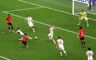 صدام عربي يلوح في الأفق بين مصر والجزائر.. والمغرب في مسار هولندا