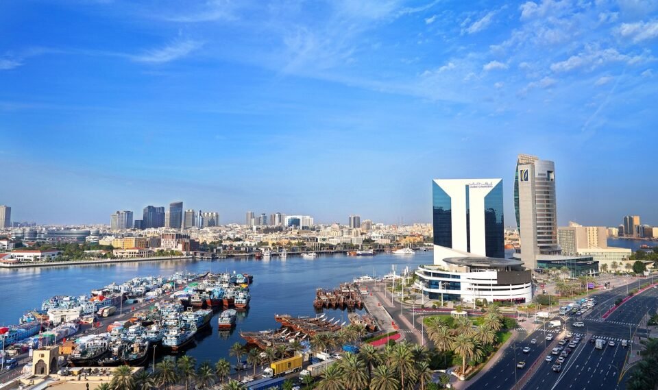 غرفة دبي للاقتصاد الرقمي تدعم إطلاق 32 تطبيقاً رقمياً جديداً