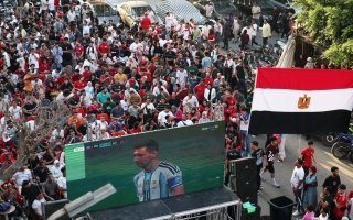 أزمة صحية تنهي حياة مشجع مصري أثناء مباراة الأرجنتين