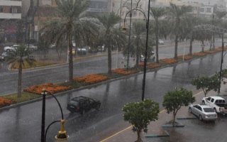 أمطار متوقعة اليوم على بعض المناطق الشرقية والغربية