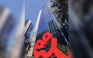 «إي آند» تعلن بيع حصتها في «فودافون» بقيمة 5.95 مليار دولار