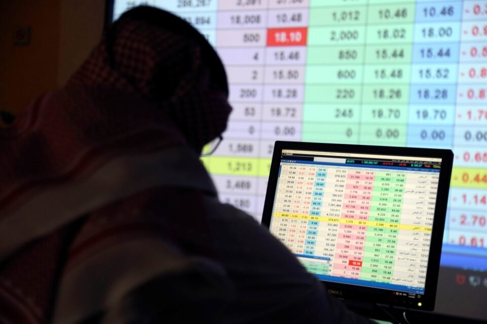ارتفاع مؤشر سوق الأسهم السعودية بنسبة طفيفة في مستهل تعاملات الأحد