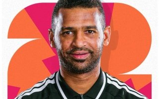 الإماراتي محمد عبيد ضمن طاقم حكام مباراة إنجلترا والنرويج في ربع نهائي كأس العالم