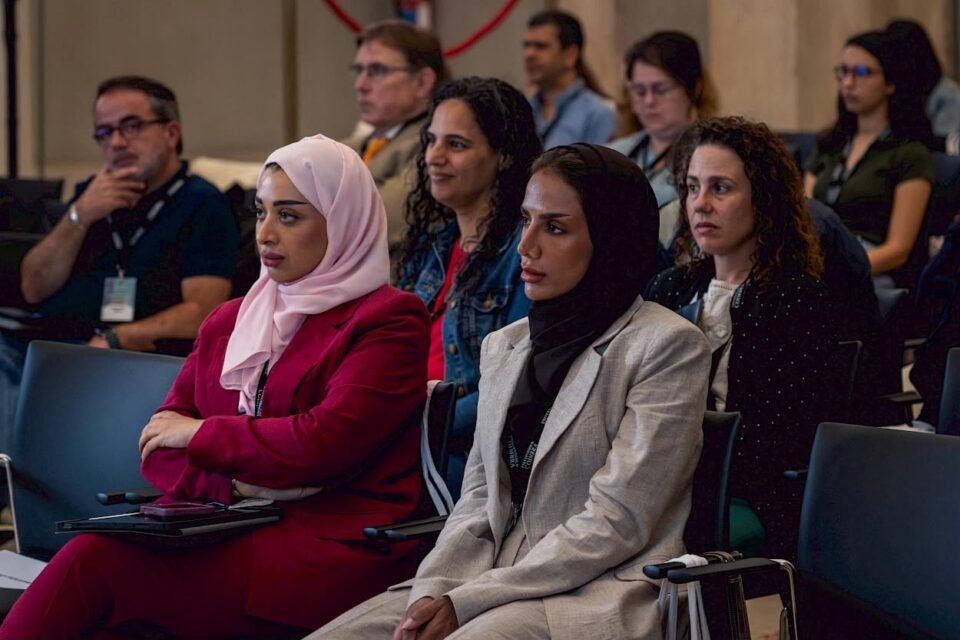 الشارقة تعرض تجربتها برقمنة 18 مليون وثيقة معرفية أمام خبراء دوليين في البرتغال