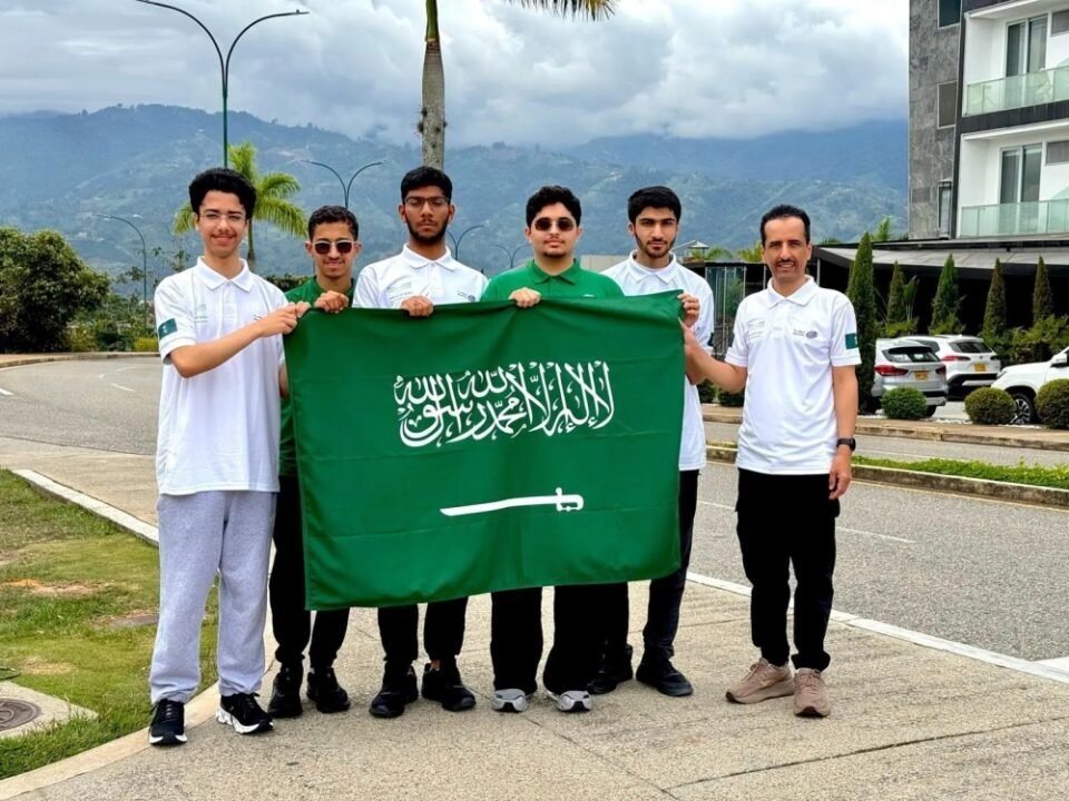 المنتخب السعودي يحقق 5 جوائز في أولمبياد الفيزياء الدولي بكولومبيا