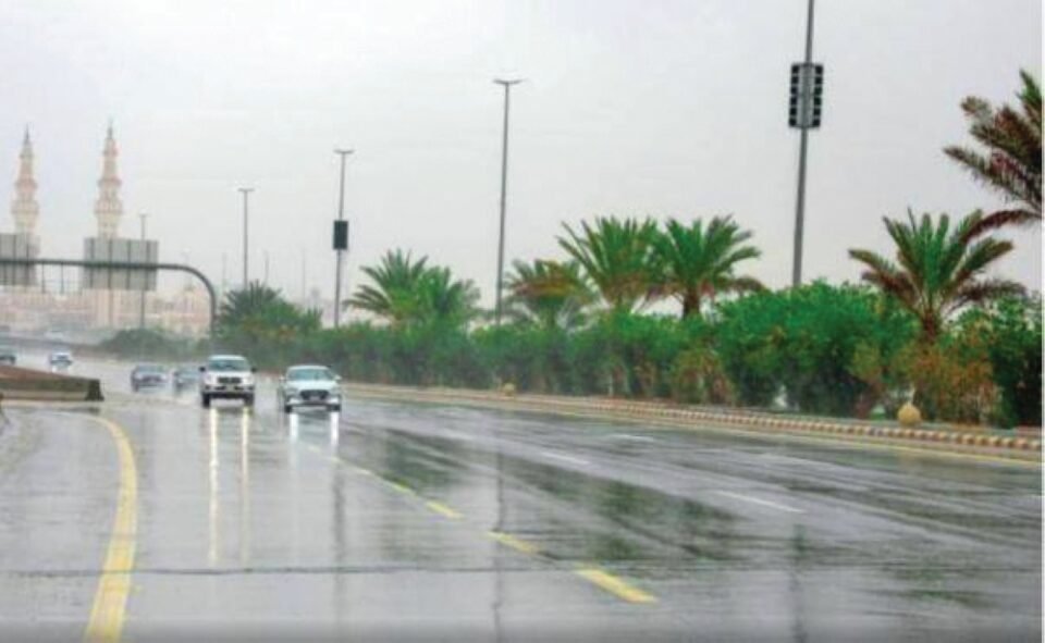 تنبيه من أمطار وصواعق رعدية على جازان.. تستمر حتى هذا التوقيت