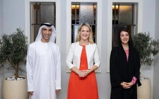 ريم الهاشمي وثاني الزيودي يبحثان مع وزيرة خارجية أيرلندا تعزيز العلاقات والشراكة الاقتصادية