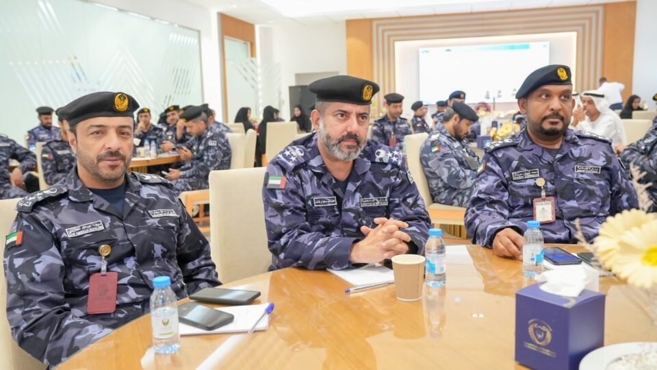 شرطة عجمان تنظم ملتقى المعرفة والريادة 2026