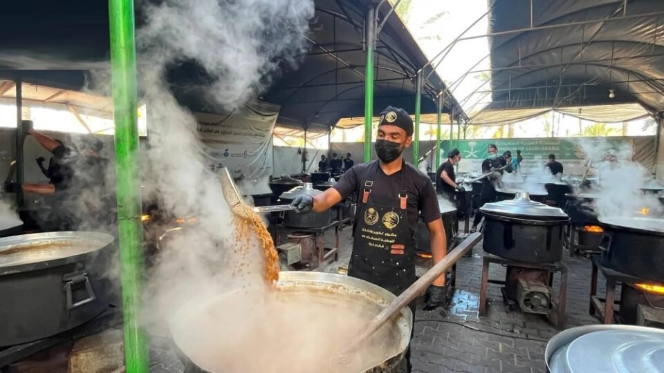 عبر المطبخ المركزي.. السعودية تدعم الأمن الغذائي للأسر الفلسطينية في غزة