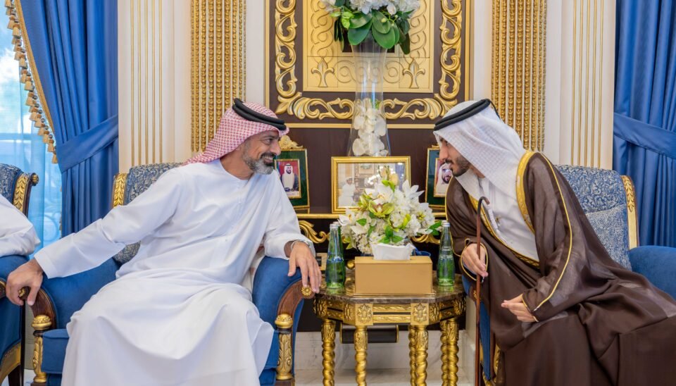 عمار بن حميد يحضر أفراح الشويهي والسويدي في عجمان