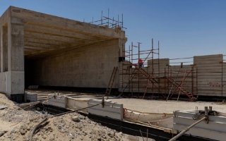 لتعزيز انسيابية المرور.. أبوظبي توسّع طريق «E20» في مدينة خليفة