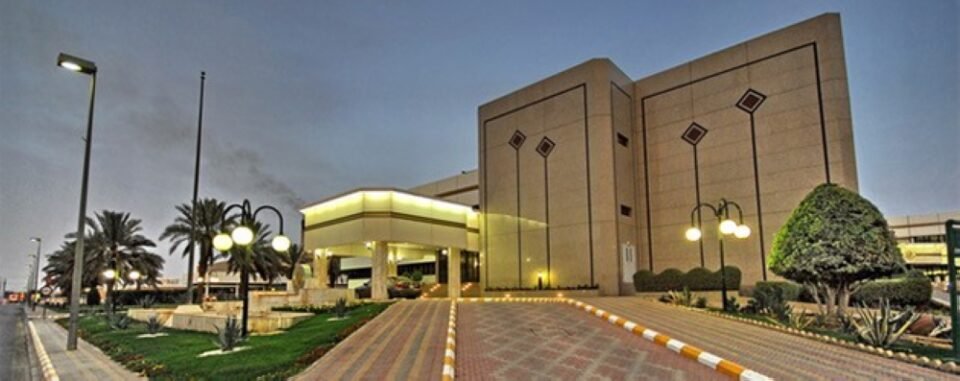 مدينة الملك عبدالعزيز الطبية تكشف تفاصيل عطل طارئ في محطة التبريد المركزية